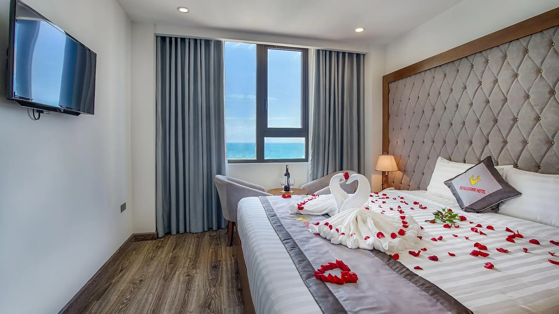 Royal Charm Hotel Da Nang